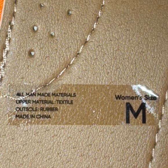 FOCO Clemson Tigers Shoes - Size M- NWT - Picture 6 of 7